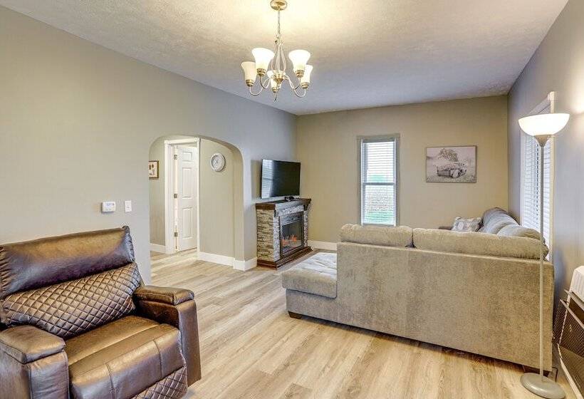 Peaceful Shiloh Home W/ Deck & Fishing Pond Access