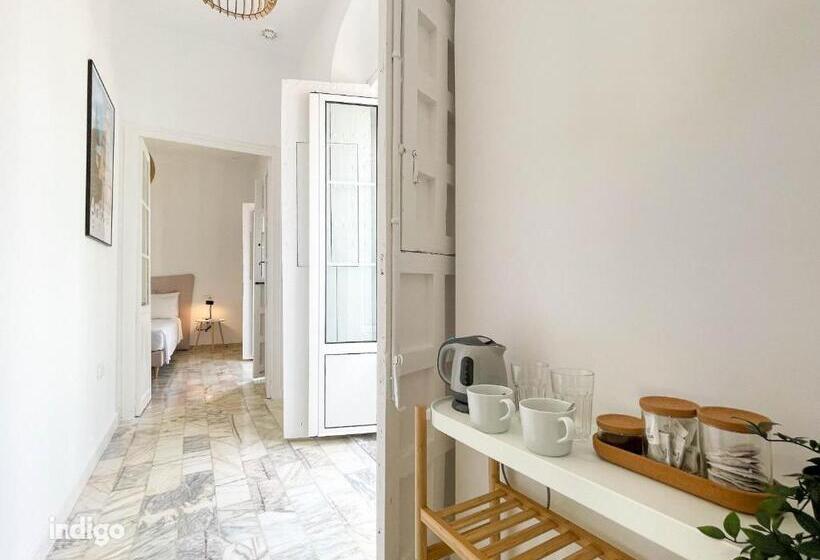 Пансион Casa Cristóbal Colón Habitaciones Con Vistas A Semana Santa Y Fiestas