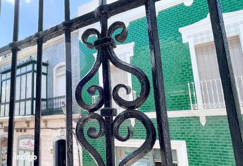 Пансион Casa Cristóbal Colón Habitaciones Con Vistas A Semana Santa Y Fiestas