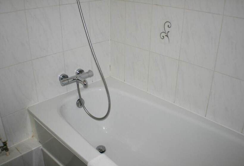 Пансион Charles House Windsor Castle 5min Walk