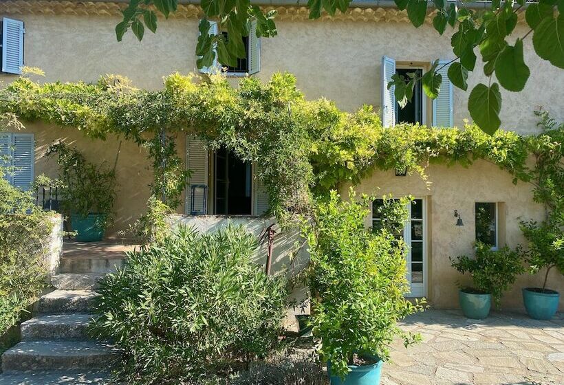 Пансион Domaine Du Clos D Alari