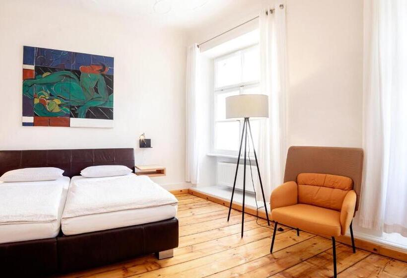 پانسیون Goldenes Schiff