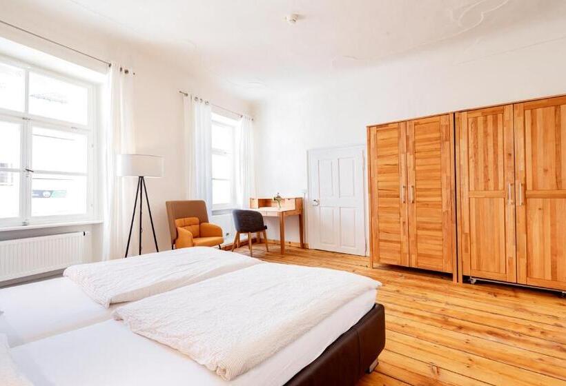 膳宿费 Goldenes Schiff