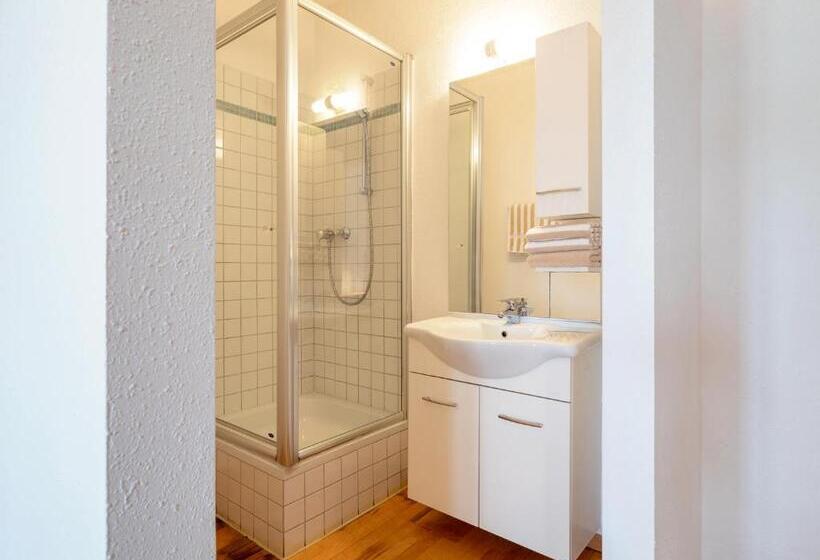 膳宿费 Goldenes Schiff