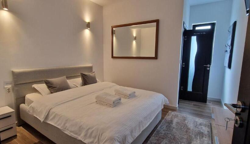 ペンション Modern House