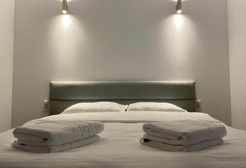 ペンション Modern House