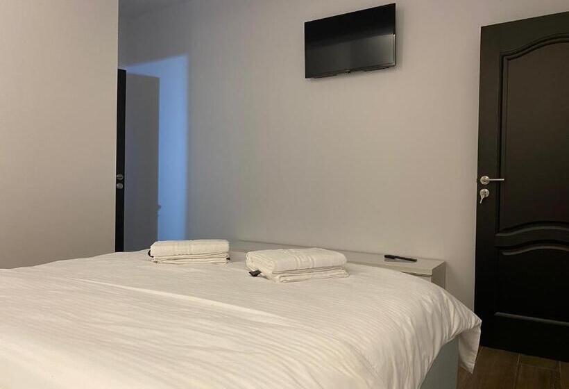 ペンション Modern House