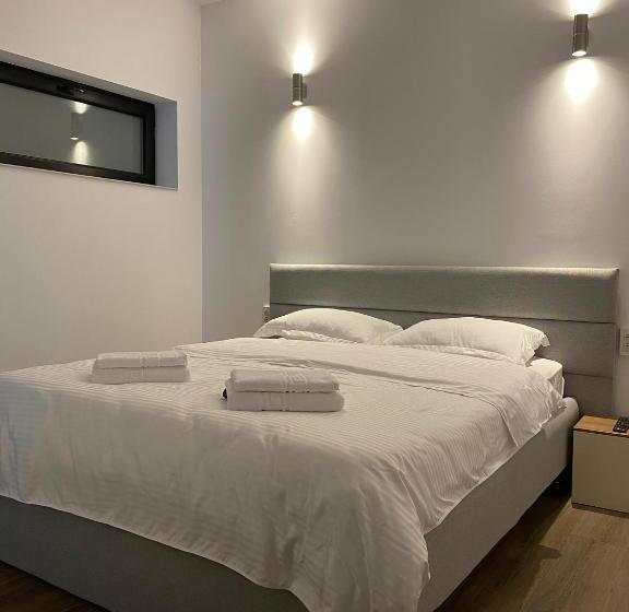 ペンション Modern House