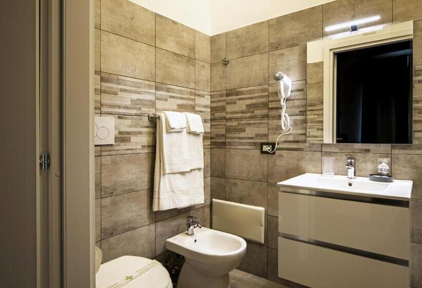 پانسیون Inn Rhome S Pietro Suites