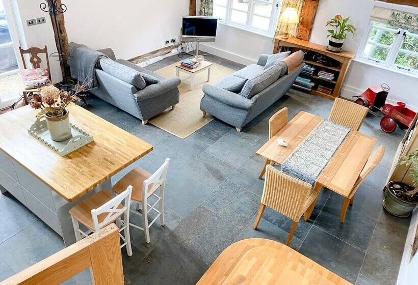 펜션 The Barn Stoaches Farm