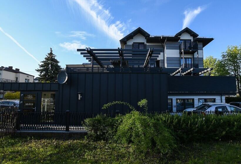 פנסיון Willa Marcel Park