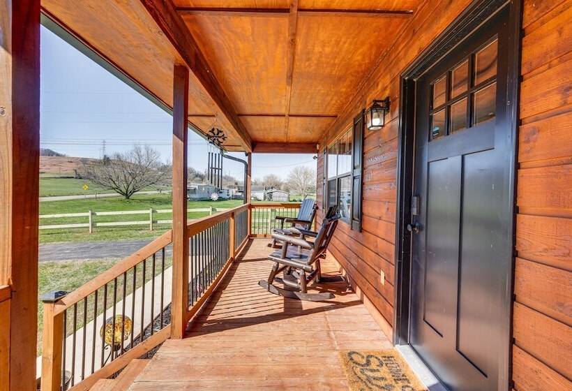 Pet Friendly Countryside Haven Near Cherokee Lake!