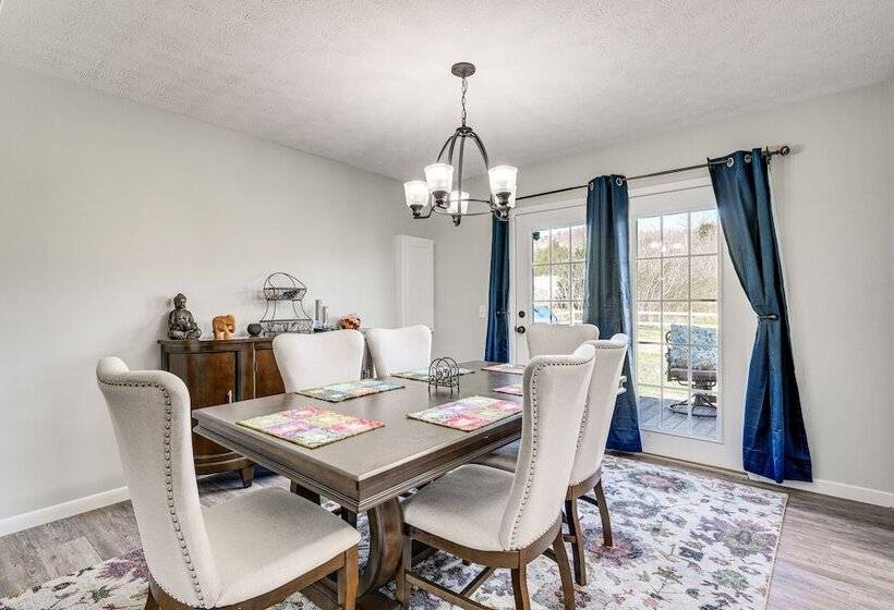 Pet Friendly Countryside Haven Near Cherokee Lake!