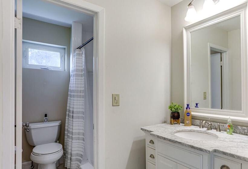 Pet Friendly Retreat In Stuart W/ Saltwater Pool!