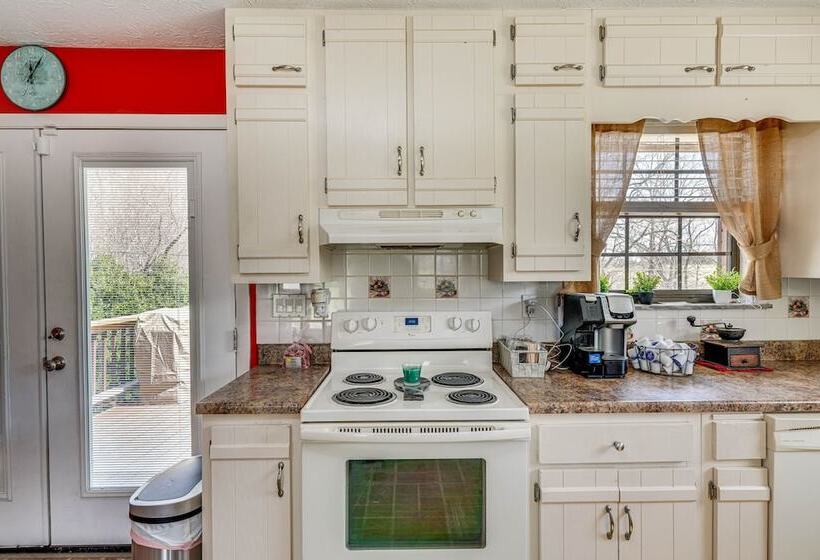 Furnished Deck & Fire Pit: Greeneville Home!