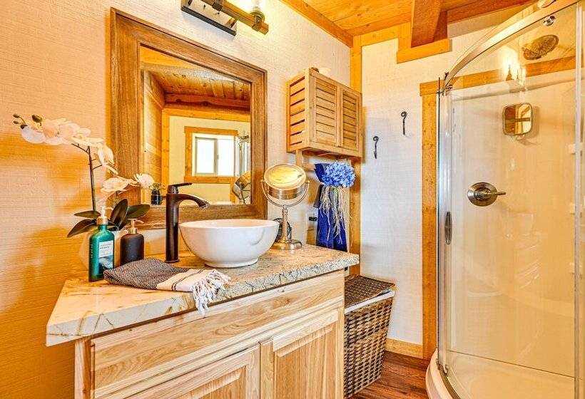 Pet Friendly Munds Park Cabin Near Hiking Trails!