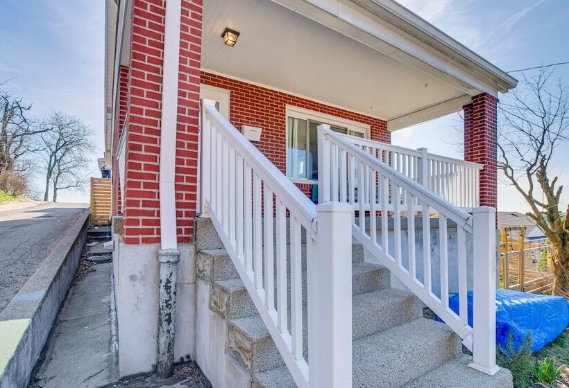 Pet Friendly Pittsburgh Home: 3 Mi To Downtown!