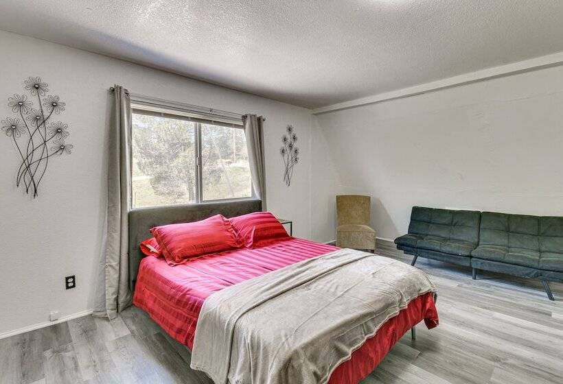 Pet Friendly Valley Springs Retreat W/ Fire Pit!