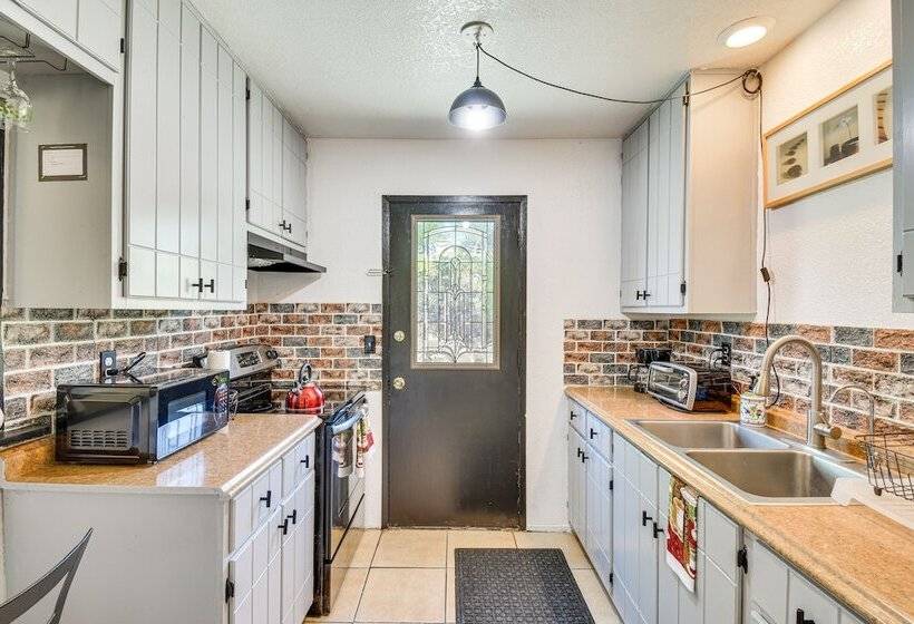 Pet Friendly Valley Springs Retreat W/ Fire Pit!