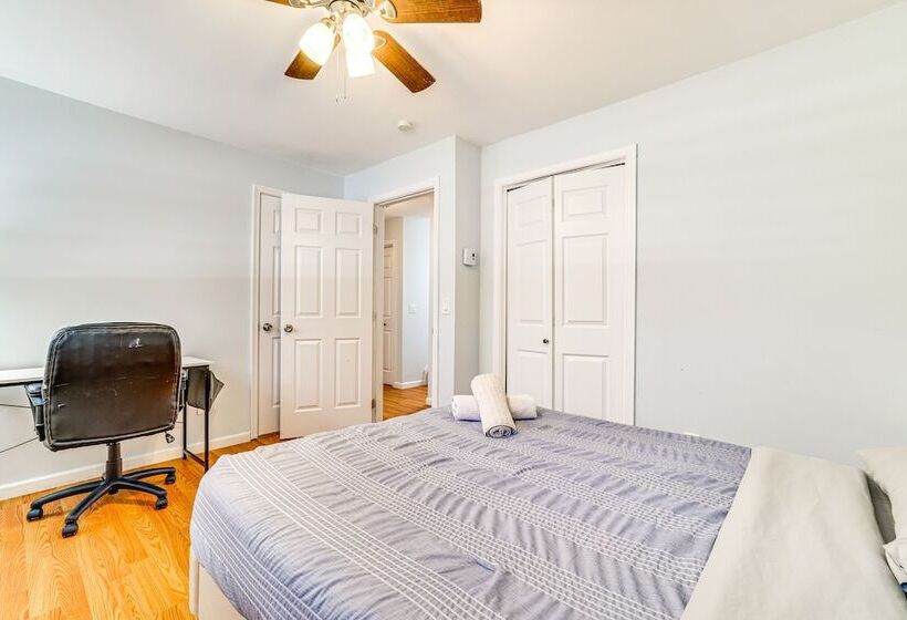 Poconos Home W/ Private Pool, Hot Tub & Sauna!