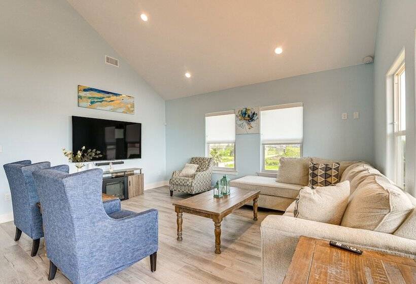 Port Bolivar Beach House W/ Oceanfront Views!