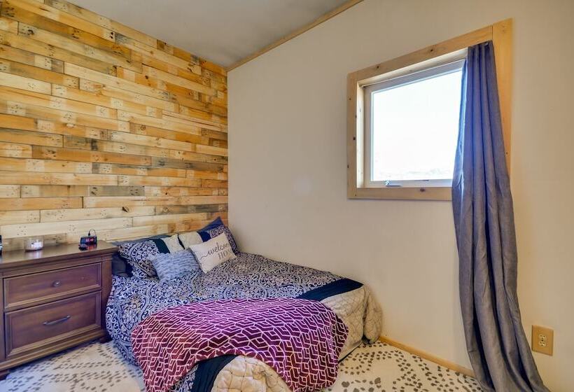 Private Clark Retreat W/ Patio & Mountain Views!