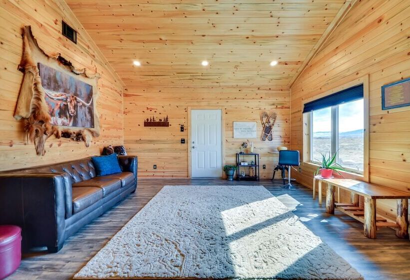 Private Clark Retreat W/ Patio & Mountain Views!