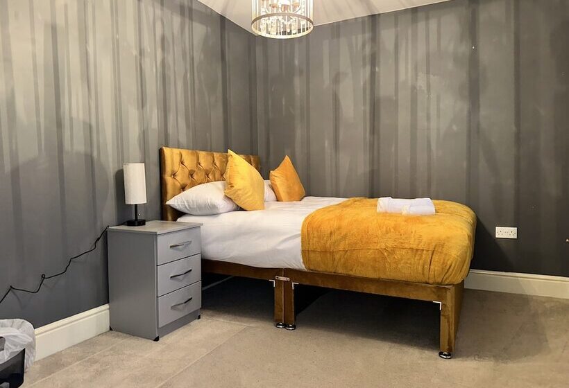 住所 Beautiful 5 Bed Detached House Sleeps 9