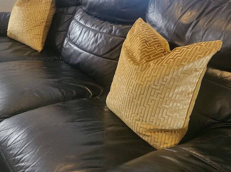 Резиденция Bolton 2bedroom 2bathroom Parking