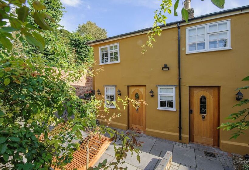 レジデンス Luxury 3 Bed Manor House Hot Tub Cinema Room Skytv