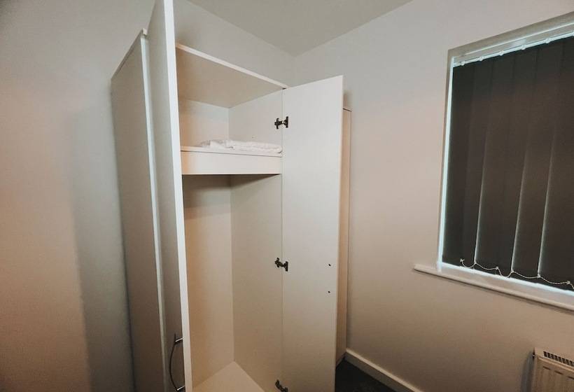 اقامتگاه Oldbury Heritage Hideaway 02!