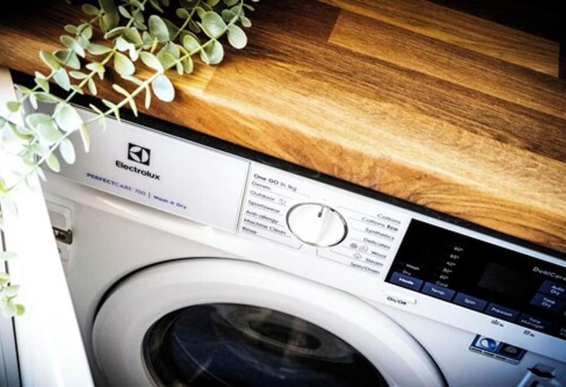 레지던스 3bed House For Contractors/large Group Sleep Upto9