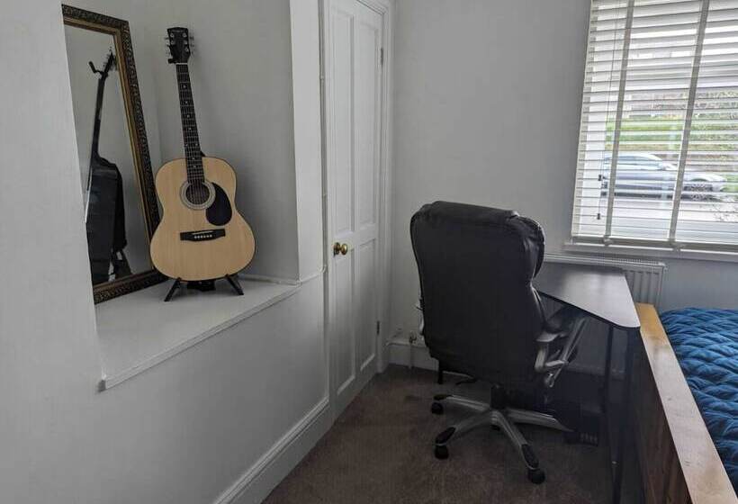 Резиденция Stunning Whole 3bed Seaview/downs National Park