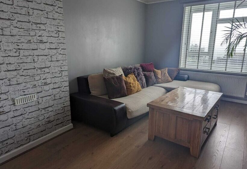 Резиденция Stunning Whole 3bed Seaview/downs National Park