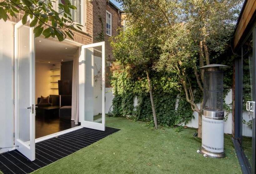 住所 Stunning 5 Bed House In London