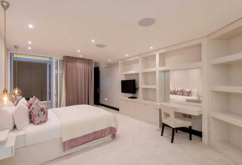 住所 Stunning 5 Bed House In London