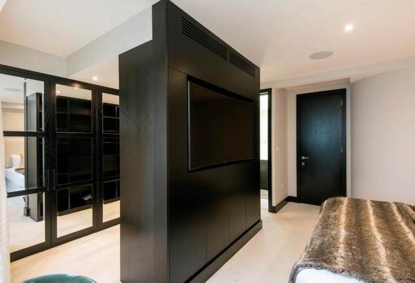 住所 Stunning 5 Bed House In London