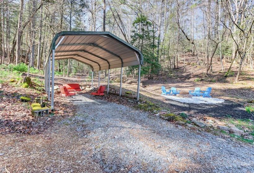 Riverfront Blue Ridge Cabin W/ Private Beach!