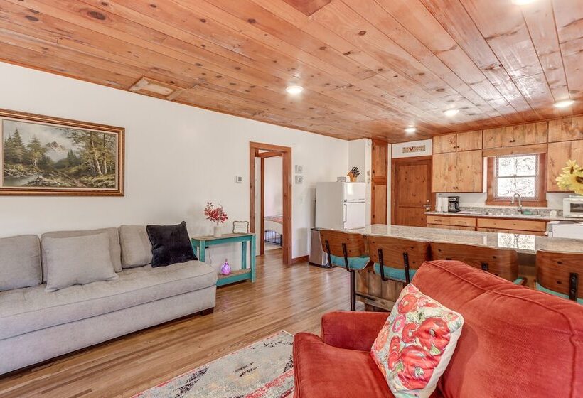 Riverfront Blue Ridge Cabin W/ Private Beach!