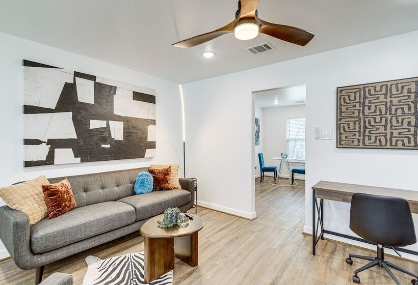 Sleek Houston Home ~ 6 Mi To Downtown Attractions