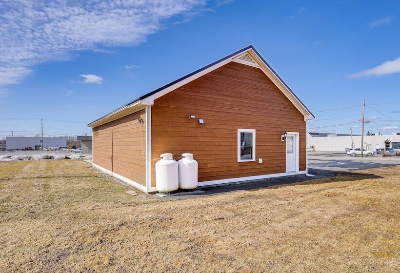 Spacious Presque Isle Home: Walk To Downtown!