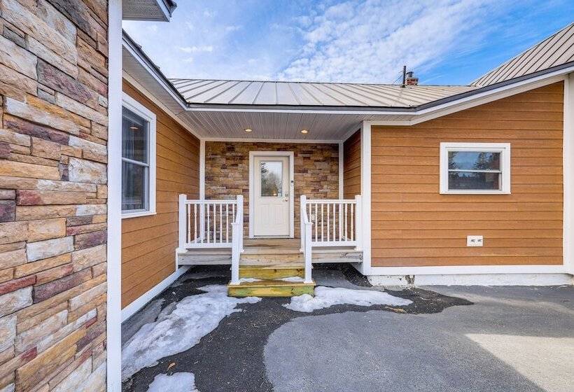 Spacious Presque Isle Home: Walk To Downtown!