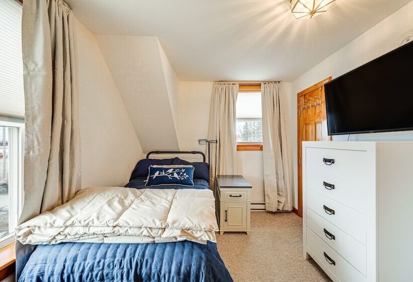 Spacious Presque Isle Home: Walk To Downtown!