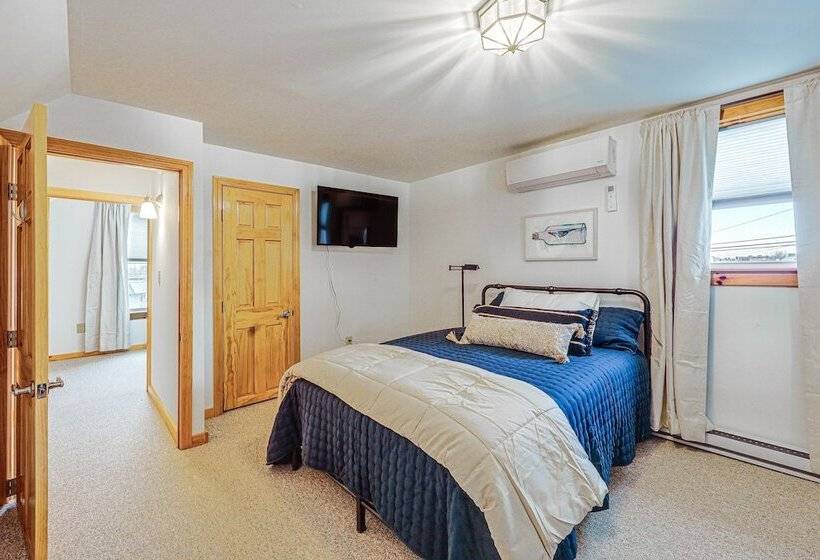 Spacious Presque Isle Home: Walk To Downtown!