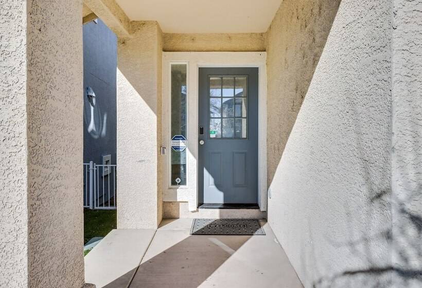 Sparks Home W/ Lake Access, 5 Mi To Downtown Reno!