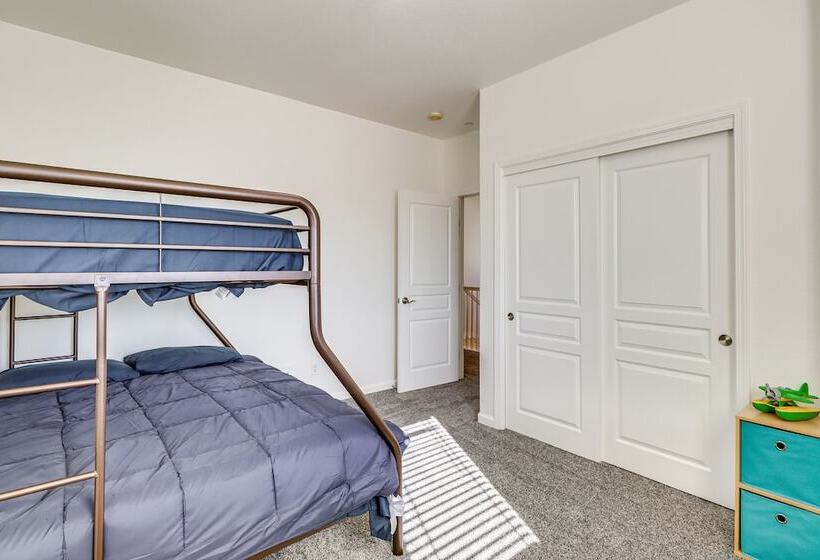 Sparks Home W/ Lake Access, 5 Mi To Downtown Reno!