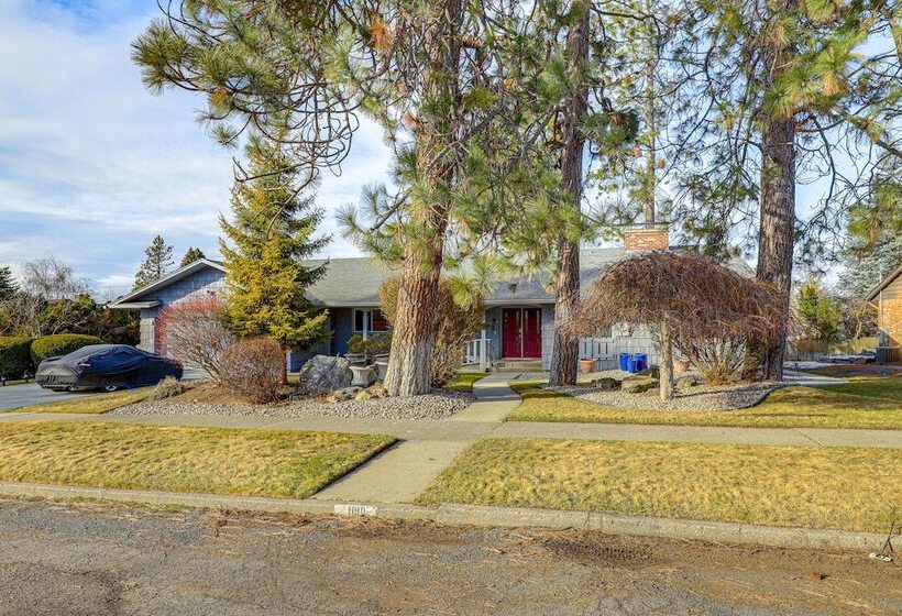 Spokane Home W/ Deck + Yard, 2 Mi To Downtown!