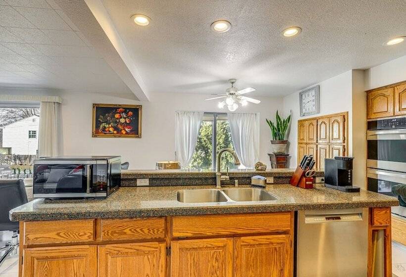 Spokane Home W/ Deck + Yard, 2 Mi To Downtown!