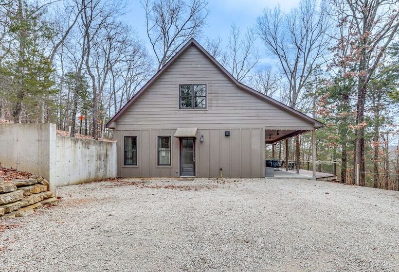 Ste Genevieve Home On 17 Acres, Near Wineries!