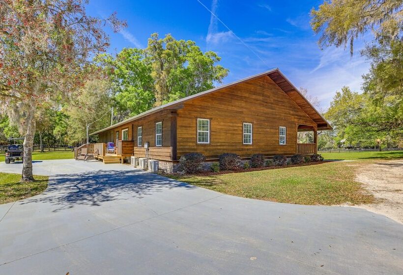 Tranquil Suite W/ Porch < 2 Mi To Cedar Lakes!